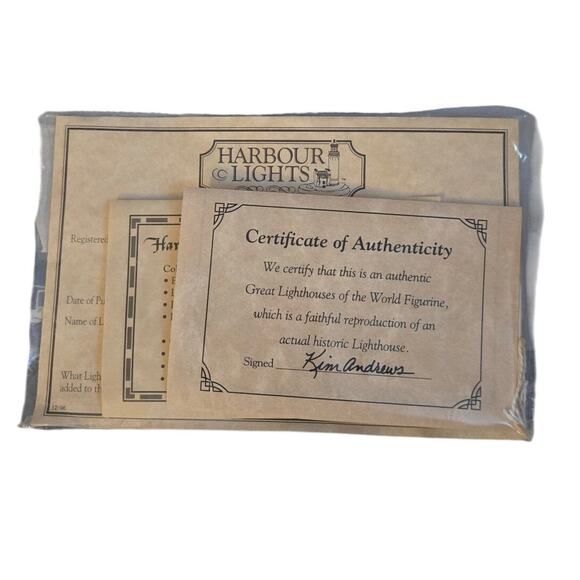 Harbour Lights Autographed Cape Hatteras Collectible Lighthouse COA - Picture 7 of 7